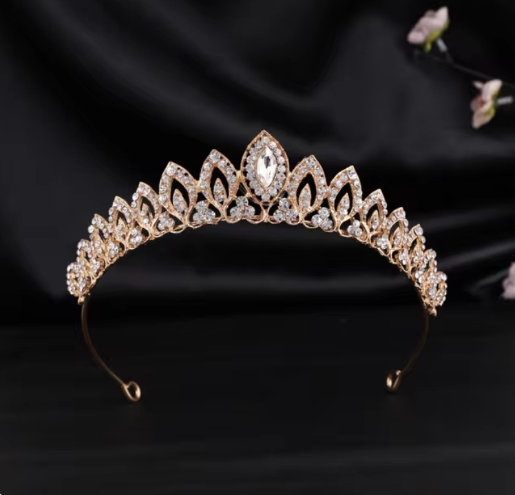 Charlotte Braut Tiara in Gold