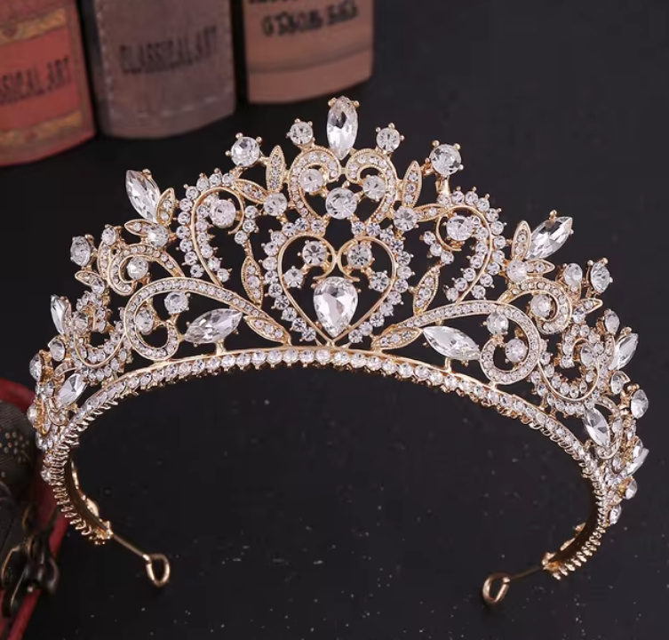 Cassiopeia Braut Tiara in Gold