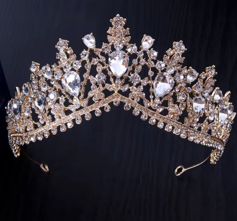 Cendrine Braut Tiara in Gold