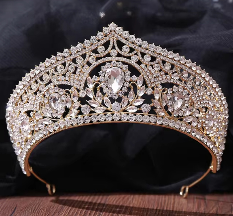 Chenoa Braut Tiara in Gold