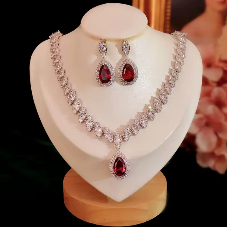 Kristall Brautschmuck Set Femke Halskette mit Ohrringe Silber Rot